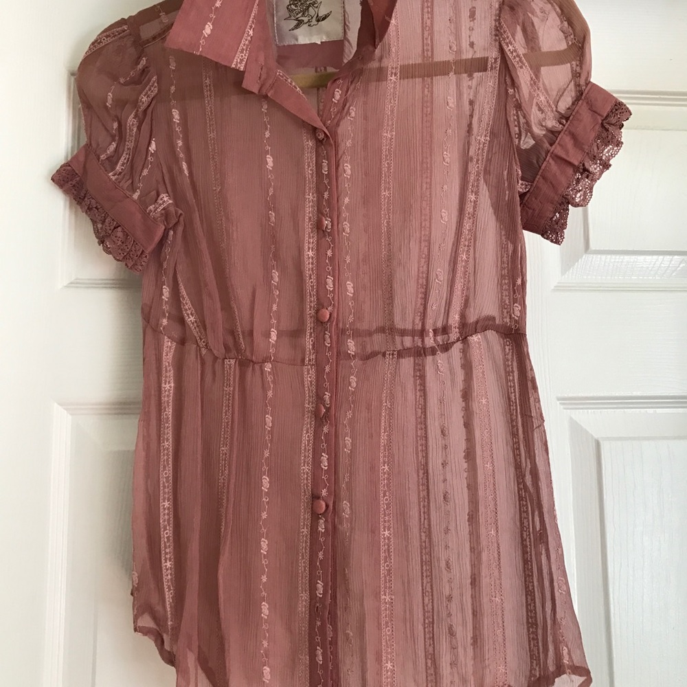 JW Rose Colored Delicate  Feminine Blouse
